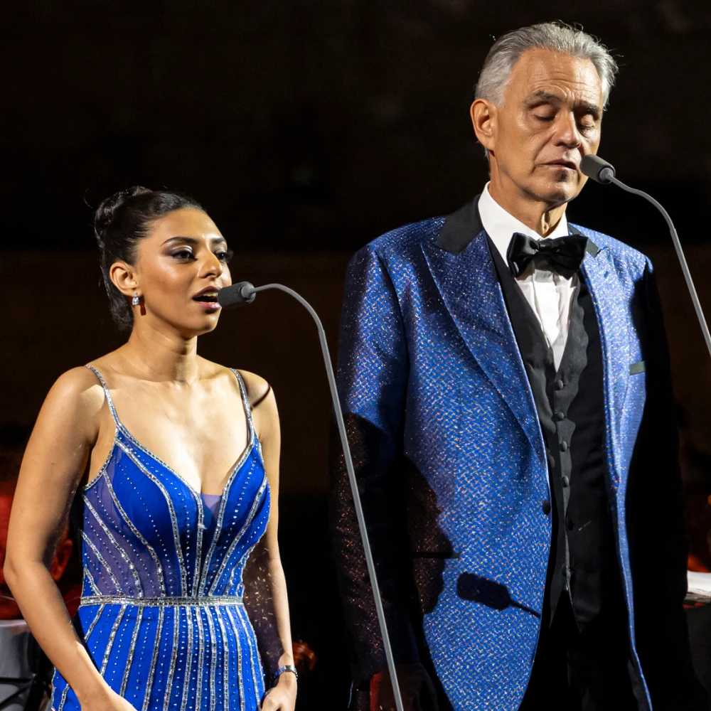 Andrea Bocelli and Laura Mekhail sing 'Canto della terra' in ancient Pompeii